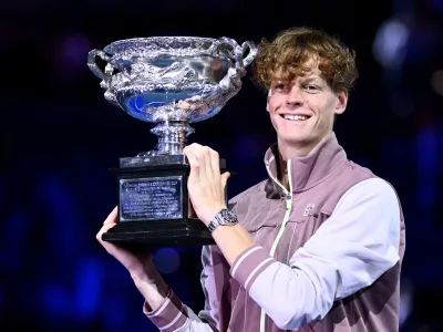 Jannik Sinner je po prvi zmagi na turnirjih za grand slam žarel od sreče. 