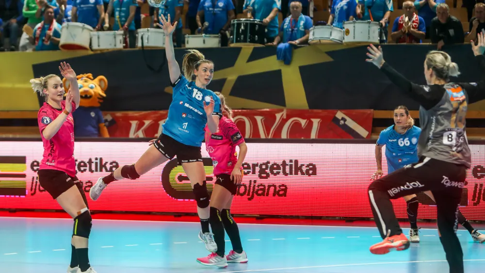 - 21.10.2023 - rokomet - Krim Mercator: Vipers Kristiansand, liga prvakinj, 5. krog: skupina B //FOTO: Bojan Velikonja