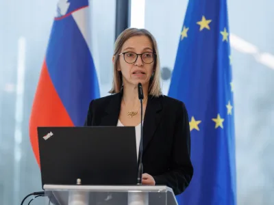 Brdo pri Kranju, kongresni center.<br>Posvet ministrstva za zdravje o dostopnosti do ambulant na primarni ravni.<br>Ministrica za zdravje Valentina Prevolnik Rupel.