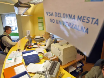 Študentski servis Borštnikov trg Ljubljana  ///FOTO: Luka Cjuha