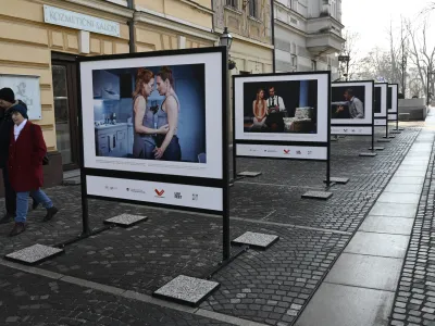 - 02.02.2024 – Fragmenti ljubezni, fragmenti v času, razstava na Gallusovem nabrežju. //FOTO: Nik Erik Neubauer