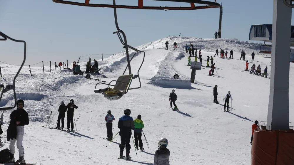 26.02.2021 - Rekreacijsko turistini center Krvavec, d.o.o.smuie Krvavec - zimske poitnice - smuanje.//FOTO: Luka Cjuha.