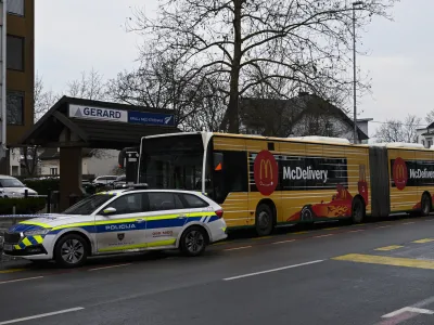- 02.02.2024 – Napad z nožem na avtobusu št. 14. //FOTO: Nik Erik Neubauer