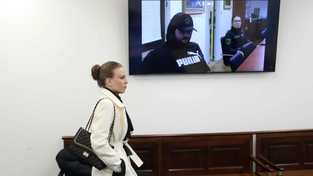 07.02.2024 - sodišče, Julija Adlešič, Sebastie AbramovFoto: Tomaž Skale