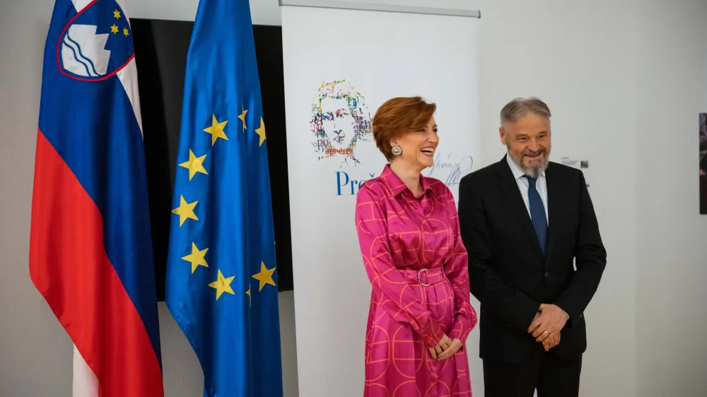 Ljubljana, Cankarjev dom.<br>Sprejem letosnjih Presernovih nagrajencev, ki sta jih pozdravila ministrica za kulturo Asta Vrecko in predsednik UO Presernovega sklada Jozef Muhovic.