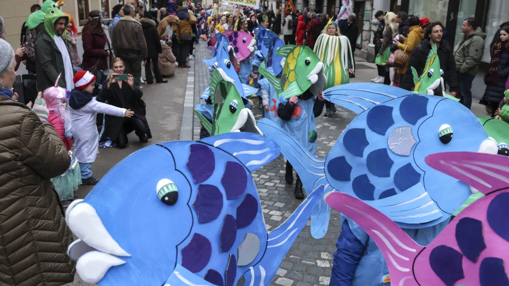 - 10.02.2024 - Zmajev sprevod - maškare, pust, Ljubljana //FOTO: Jaka Gasar