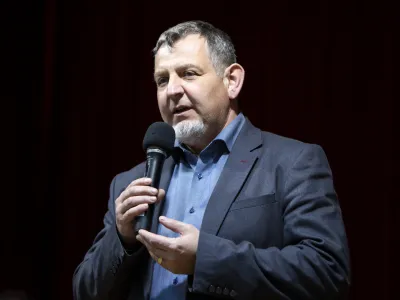 ﻿- Srečko Ocvirk, župan občine Sevnica- 04.04.2019 – Boštanj v Občini Sevnica - 1. Salon sadnih vin in sokov 2019 – pokušina jabolčnikov, sadnih vin in sokov //FOTO: Matjaž Rušt