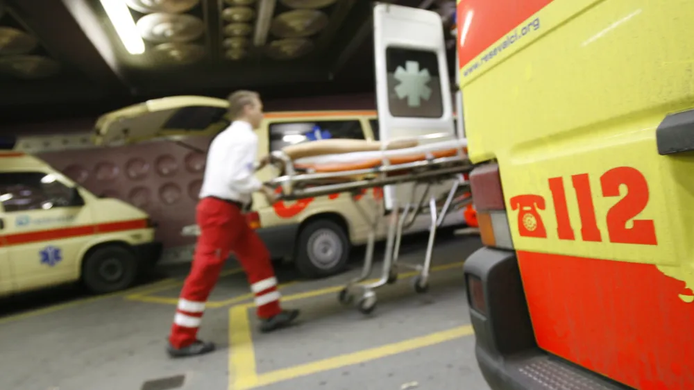 - triaža - reševalno vozilo - Urgenca - Urgentni blok - Klinični center Ljubljana (KC),<br>- ilustrativna fotografija - nujna medicinska pomoč - reševanje<br><br><br>//FOTO: Matej PovšeOPOMBA: ZA OBJAVO V ČASOPISU DNEVNIK