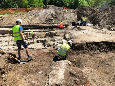 Izkopavanje na področju Javornika