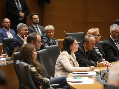 poslanci SDS - 13.12.2023 – Državni zbor RS - 15. redna seja DZ – //FOTO: Bojan Velikonja