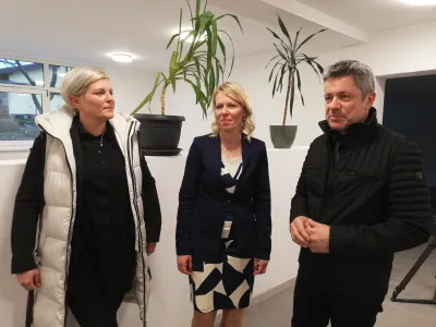 nastanitveni center mladoletni migranti, Postojna<br>Katarina &Scaron;trukelj, Igor Marentič, Lea Pignar