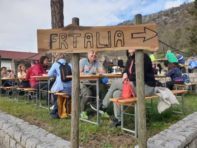 v&nbsp;Brestovici pri Komnu na tradicionalni že 17. &Scaron;pargljadi.