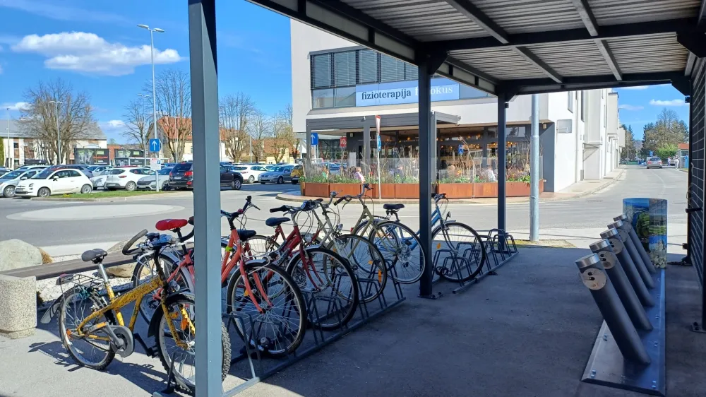 Uvedba sistema izposoje električnih koles bo ponudila novo možnost premagovanja kraj&scaron;ih razdalj v mestnem sredi&scaron;ču ter med naselji in povezavo s sosednjimi občinami.