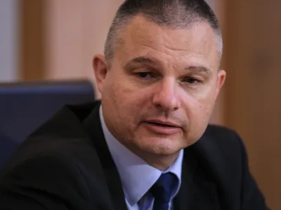 - 28.11.2016 - Darko Muženič, direktor urada za preprečevanje pranja denarja predstavil določbe novega zakona o preprečevanju pranja denarja in financiranja terorizma;<br> <br><br> <br><br>//FOTO: Jaka Gasar