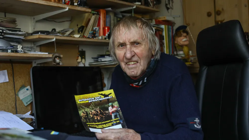 04.04.2024 - Tone Fornezzi - Tof, slovenski novinar, reporter, urednik, humorist in satirik novinar Nedeljski DnevnikFOTO: Luka Cjuha