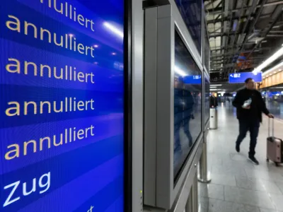 FILED - 12 March 2024, Hesse, Frankfurt/M.: A display in the departure hall at Terminal 1 at Frankfurt Airport shows several flights as canceled. Photo: Lando Hass/dpa