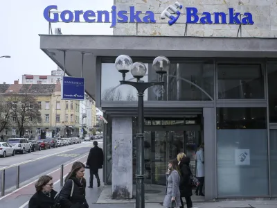 ﻿- 25.02.2015 - Simbolična fotografija - Gorenjska Banka, poslovalnica Center - Dalmatinova ulica 4 v Ljubljani, dokapitalizacija banke, bančna kriza - stavba      //FOTO: Jaka Gasar