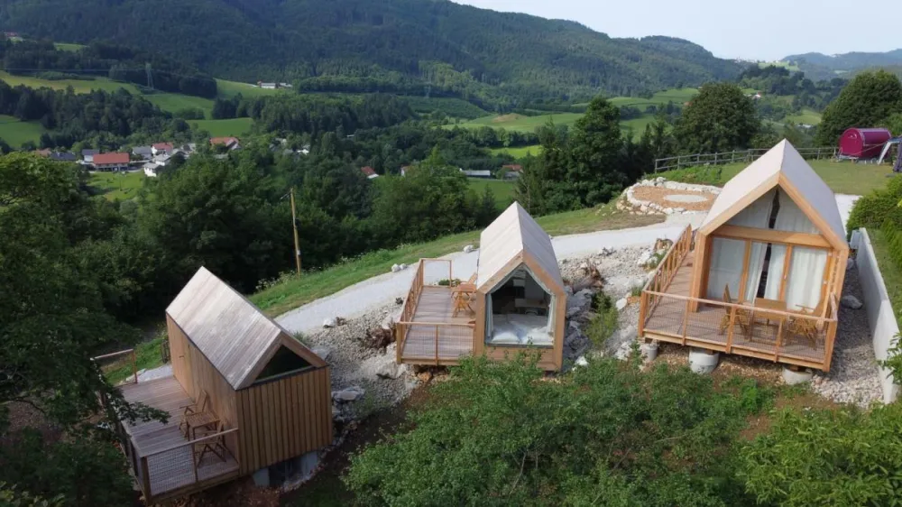 GoLife center s kampom in glampingom je družina Vrankar umestila v naravo Tuhinjske doline. 
