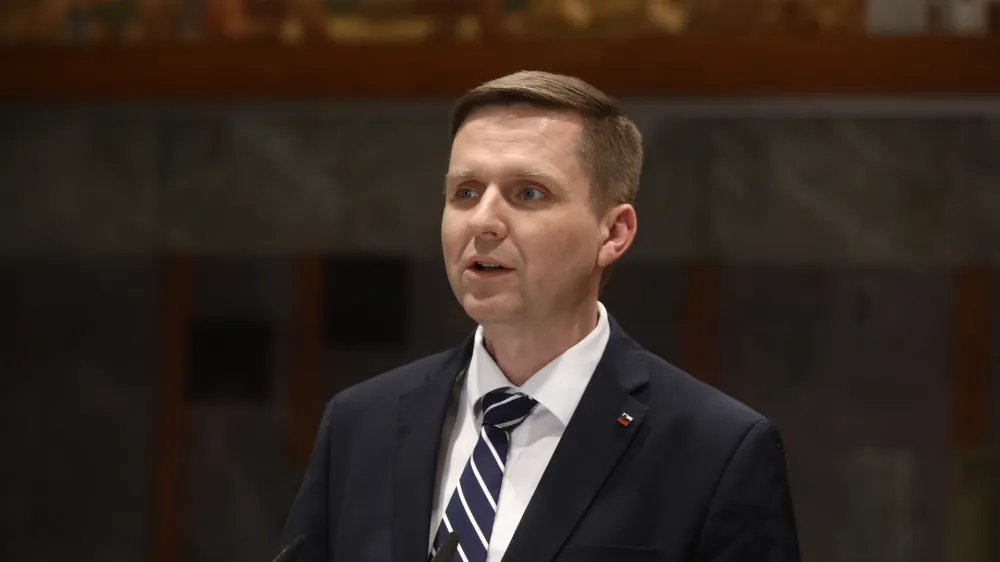 novi predsednik državnega zbora Igor Zorčič (SMC)- 05.03.2020 &ndash; Državni zbor &ndash; 16. redna seja DZ - poslanci potrdili dosedanjega vodjo poslanske skupine SMC Igorja Zorčiča za novega predsednika DZ, .//FOTO: Luka Cjuha