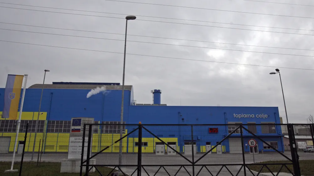 - Toplarna Celje, zaključna faza obdelave odpadkov, ki so predhodno obdelani in pripravljeni v Regionalnem centru za ravnanje z odpadki Celje//FOTO: Luka Cjuha