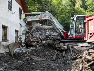 Solčava - Savinjska dolina- Logarska dolina - odpravljanje posledic poplav &ndash; sanacija &scaron;kode -  - 08.08.2023 &ndash; najhuj&scaron;a naravna ujma v zgodovini Slovenije - prizadeti dve tretjini države - ujma - poplave &ndash; zemeljski plazovi &ndash; //FOTO: Bojan Velikonja