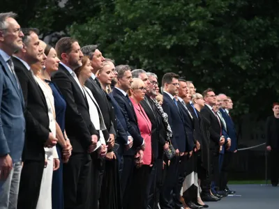 Premier Robert Golob in evropski komisar Janez Lenarčič sta na današnji državni proslavi ob 20. obletnici vstopa Slovenije v EU v Novi Gorici izpostavila prednosti, ki jih je s članstvom v povezavi pridobila Slovenija in poudarila, da bomo o prihodnosti unije odločali na evropskih volitvah.