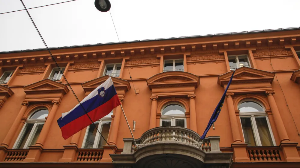 - Ustavno sodi&scaron;če Republike Slovenije, Beethovnova ulica 10, stavba    //FOTO: