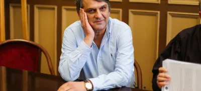 ﻿radiolog iz UKC Ljubljana Miloševič Zoran,  - 05.06.2019 – sojenje zoper zdravnika Zorana Miloševiča in soobtožene – korupcijska afera v zdravstvu - podkupovanje zdravnikov in drugih zaposlenih v zdravstvenih zavodih v zameno za izbor medicinskih materialov in zdravil - obtoženi naj bi prejeli več kot milijon evrov podkupnin v gotovini in celo v zlatih palicah. //FOTO: Bojan Velikonja