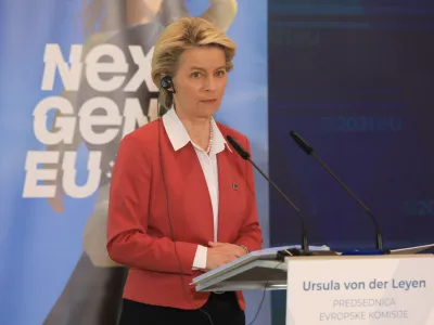 ﻿Predsednica evropske komisije Ursula von der Layen 01.7.2021 - Ob prevzemu predsedovanja Svetu EU bo Vlada RS gostila kolegij Evropske komisije Brdo pri Kranju - FOTO: LUKA CJUHA.