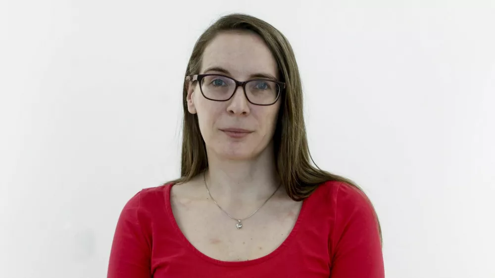 Vanja Brkić- Redakcija Dnevnik 2024 - portreti za komentarje in kolumne - kolumnisti - komentatorji – novinarji - portret //FOTO: Luka Cjuha