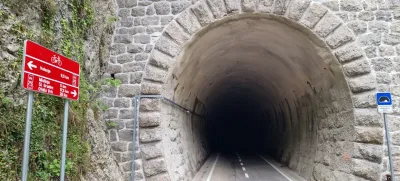 Trasa Štrekna poteka po opuščeni trasi nekdanje železniške proge in povezuje Velenje in Dravograd. F Klemen Hren