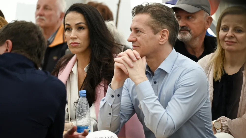 Gibanje SvobodaRobert GolobTina Gaber- 6.04.2024 – 1. festival SVOBODE, Zbilje.  //FOTO: Nik Erik Neubauer