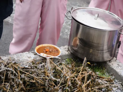 ﻿koda ???Pujsi z golazem pred DZFoto: Nebojsa Tejic/STA