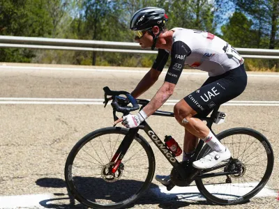 Vuelta Espana 2023 - 78th Edition - 6th stage La Vall d'Uix� - Observatorio Astrof�sico de Javalambre 183,1km - 31/08/2023 - Jay Vine (AUS - UAE Team Emirates) - photo Luis Angel Gomez/SprintCyclingAgency�2023