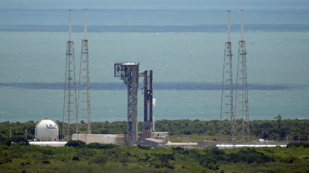 Boeing's Starliner capsule, atop an Atlas V rocket, sits the launch pad at Space Launch Complex 41 after being scrubbed Saturday, June 1, 2024, in Cape Canaveral, Fla. (AP Photo/Chris O'Meara)