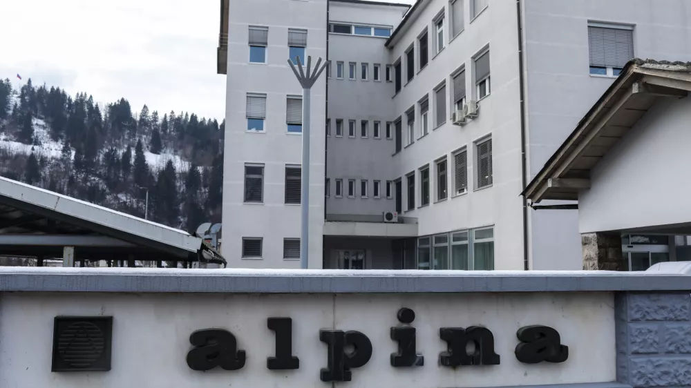 Alpinino poslovanje v rdečih številkah se je lani nadaljevalo.  