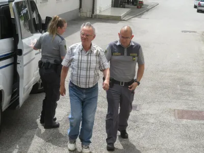 Franc Šterban je zanikal, da je ženo ubil na zahrbten način. 