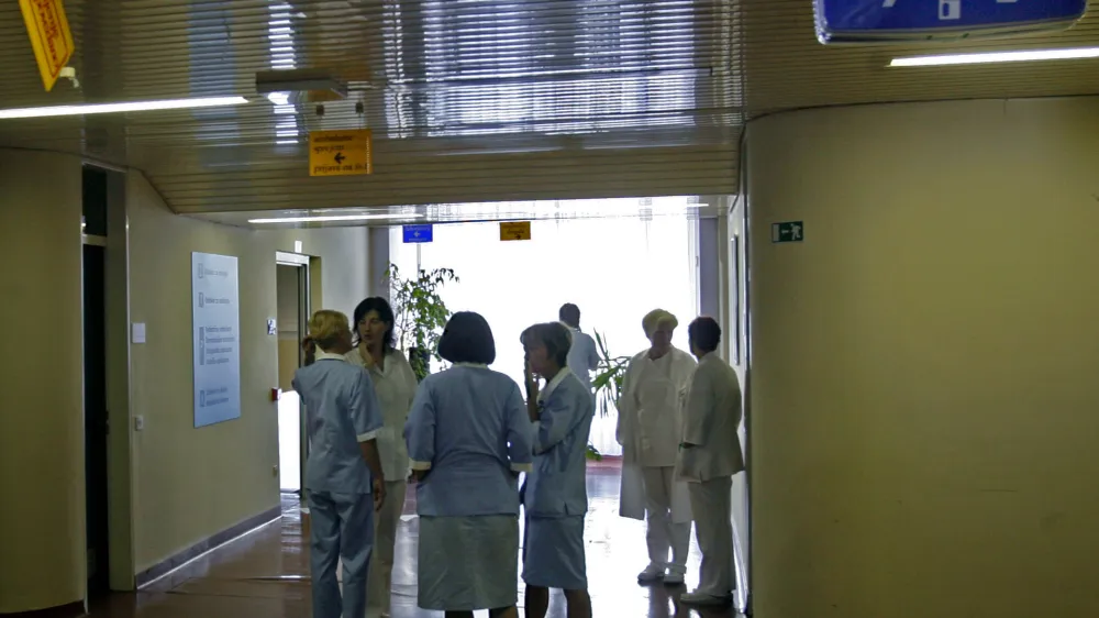 - Ilustrativna fotografija, zdravstvo, bolnica, zdravniki, medicinske sestre- Splošna bolnišnica Slovenj Gradec//FOTO: Matej PovšeOPOMBA: ZA OBJAVO ZA OBJAVO V PRILOGI – DNEVNIKOV OBJEKTIV - REPORTAŽA