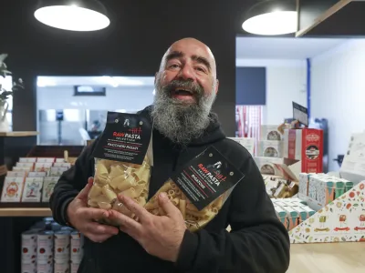 13.06.2024 - Maxx – Raw Pasta – paštarna na Trubarjevi.Foto: Luka Cjuha