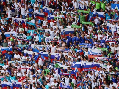 Soccer Football - Euro 2024 - Group C - Slovenia v Denmark - Stuttgart Arena, Stuttgart, Germany - June 16, 2024 Slovenia fans before the match REUTERS/Leonhard Simon