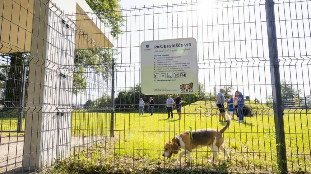 Na Viru pri Domžalah so odprli pasje igri&scaron;če.