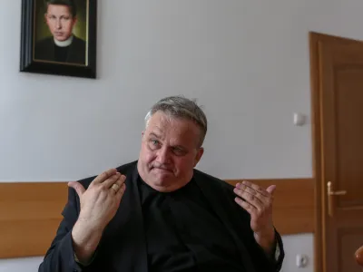 - 12.06.2019 - msgr. dr. Peter &Scaron;tumpf, murskosobo&scaron;ki &scaron;kof &ndash; &Scaron;kofija Murska Sobota //FOTO: Luka CjuhaOPOMBA: INTERVJU ZA OBJEKTIV 2019.