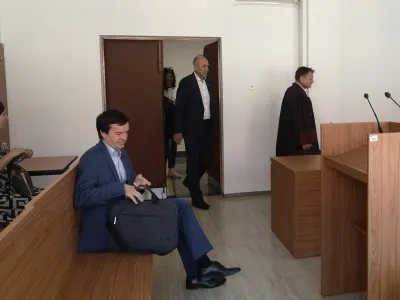 Uroš Urbanija, Janez Janša in Franci Matoz v Celju na sojenju v tožbi Bojana Veselinoviča