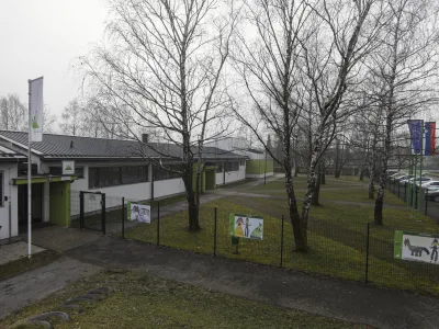 Komisija za preprečevanje korupcije je več zadev pri poslovanju vrtca Galjevica predala policiji in računskemu sodišču. Na lokaciji tega vrtca je predviden tudi sedež bodočega zavoda, v katerem bodo združeni vsi ljubljanski vrtci. 