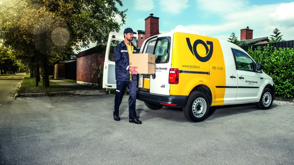 Pošta Slovenije oglasna fotka
