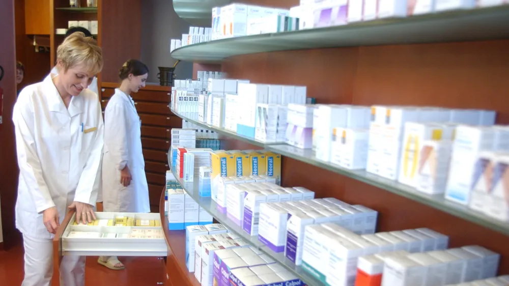 Centralna Lekarna Ljubljana, Prešernov trg 5, zdravila