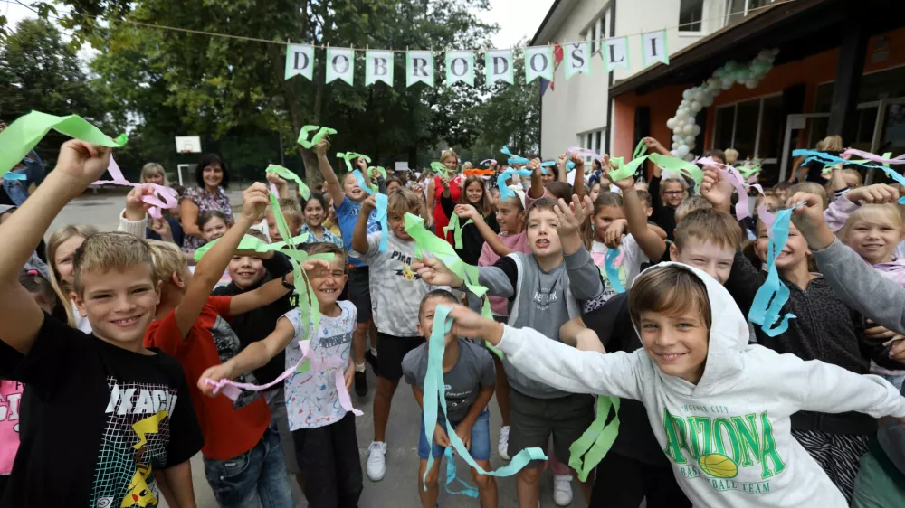 Zadrege staršev brez poletnega varstva otrok vse večje