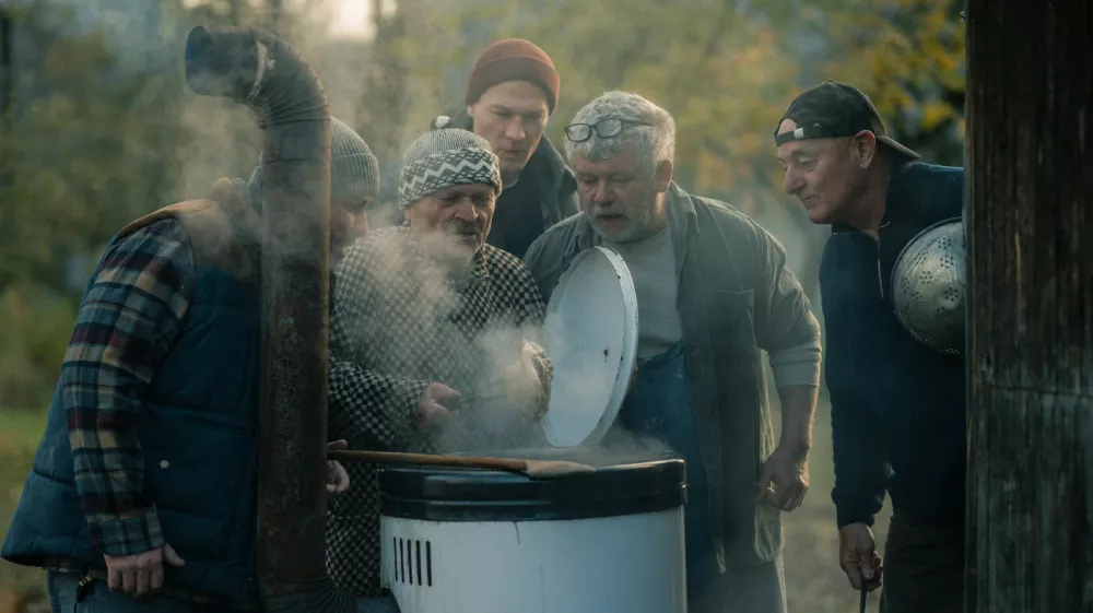 Koline, češki film režiserja Adama Martineca