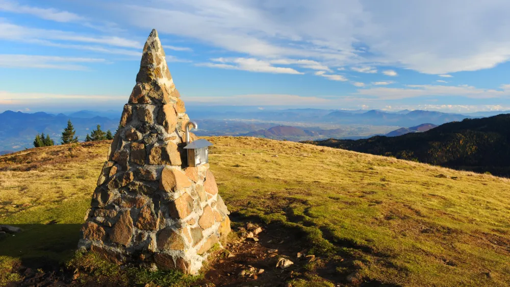 Na vrhu Smrekovca F Franci Horvat