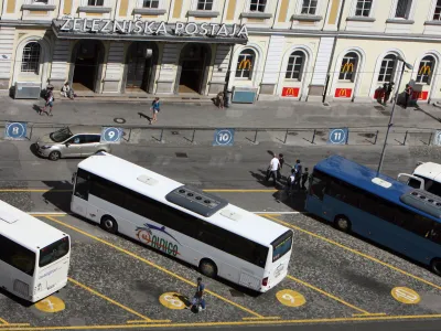 Železni&scaron;ka in avtobusna postaja Ljubljana - //FOTO: Tomaž Skale
